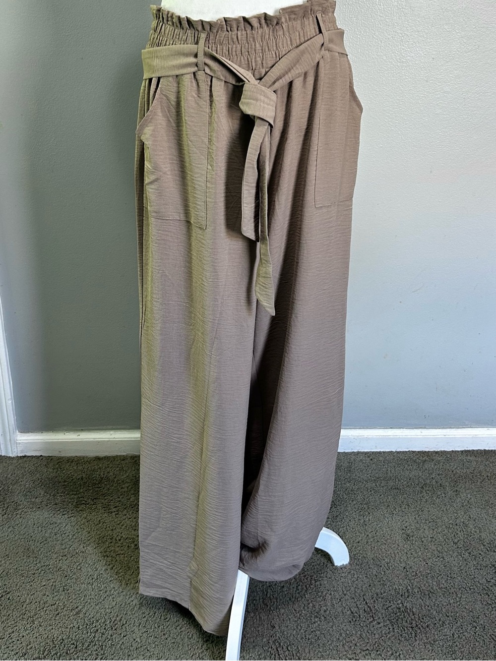 Chiclily High Rise Wide Leg Pants Belted Elastic Waist Taupe New